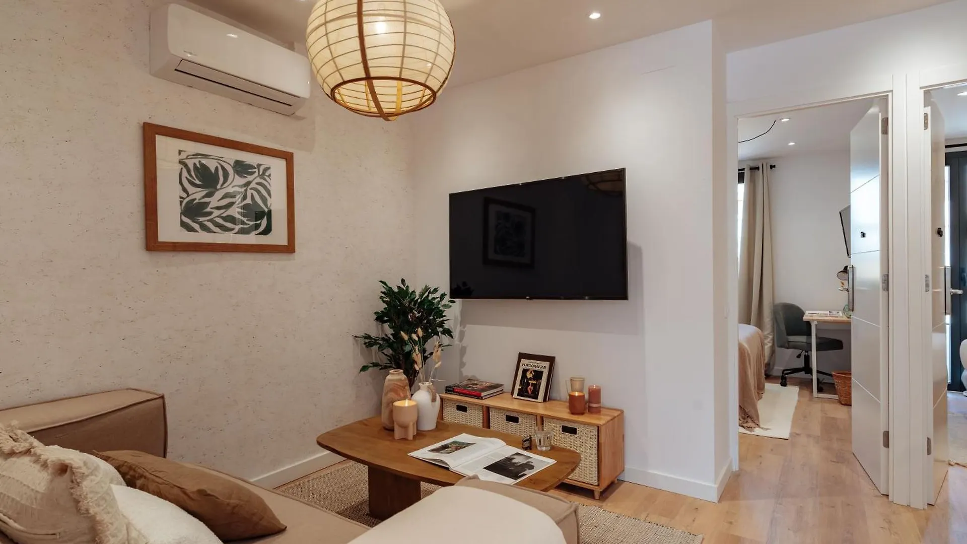 Casa Faro - 2 Bedroom Apartment In Gracia Barcelona 0*,  Spain