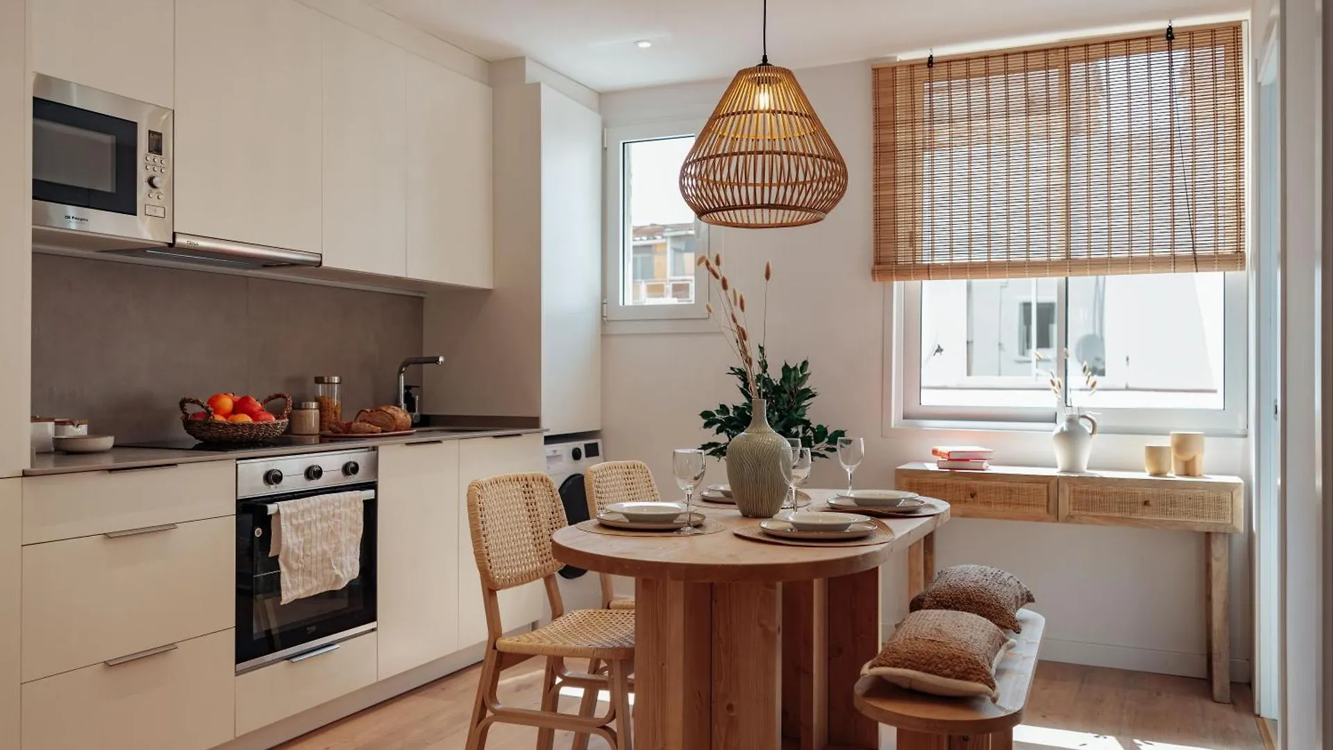 Casa Faro - 2 Bedroom Apartment In Gracia Barcelona